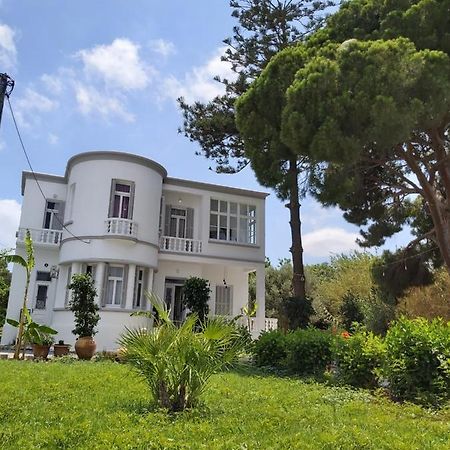 Tower Traditional Pool Villa Kremasti  Bagian luar foto