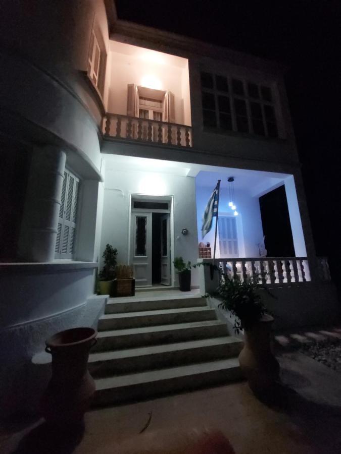 Tower Traditional Pool Villa Kremasti  Bagian luar foto